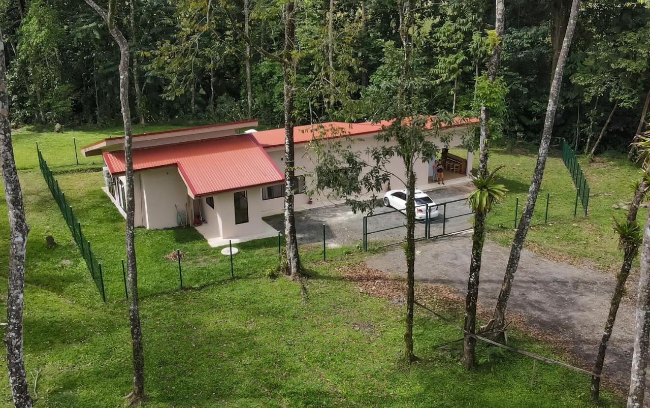 River Paradise Villa With Private Jacuzzi La Fortuna Eksteriør bilde