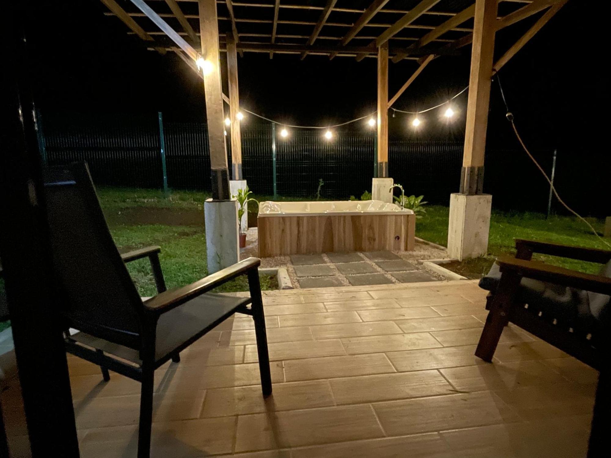River Paradise Villa With Private Jacuzzi La Fortuna Eksteriør bilde